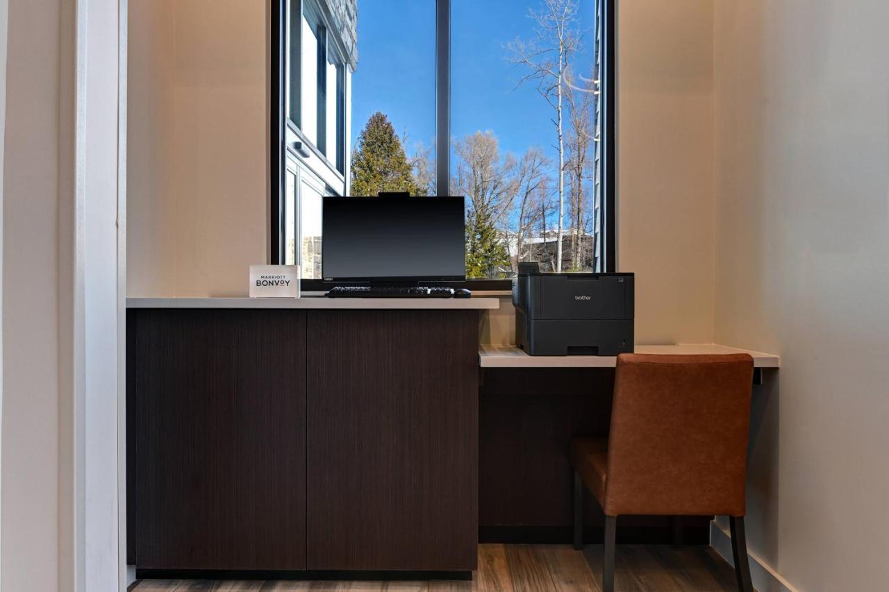 Residence Inn Стимбот Спрингс Экстерьер фото